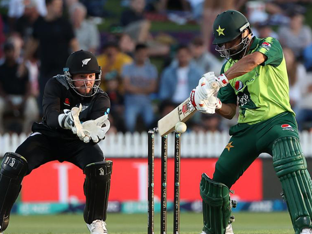 پاکستان نے نیوزی لینڈ کو آخری ٹی ٹوئنٹی میں شکست دیدی