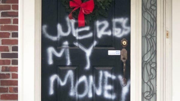 امریکا: نینسی پیلوسی اور میک کونیل کے گھروں میں تخریب کاری کے واقعات