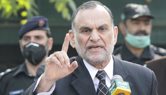 بڑے مافیاز سے ریلوے کی ایک ایک انچ زمین واگزار کراوں گا: اعظم سواتی