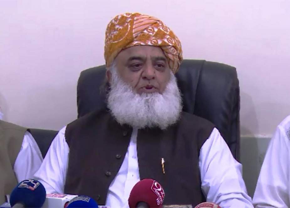 اسلام آباد سے ناجائز قبضہ چھڑانے کیلیے جدوجہد کر رہے ہیں: فضل الرحمان