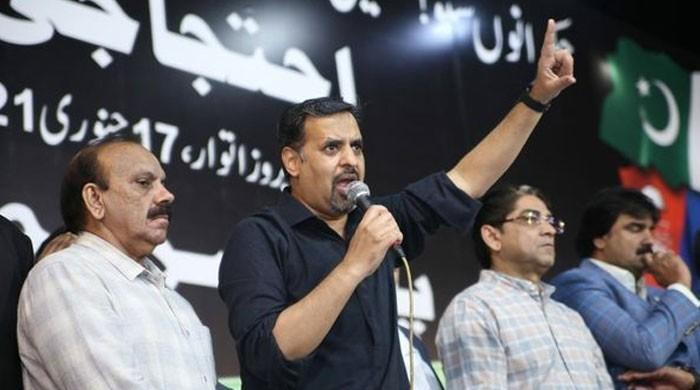 اب وزیراعظم کو مردم شماری پر یوٹرن لینا پڑے گا، مصطفی کمال