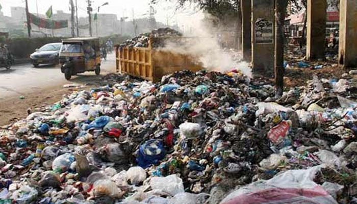 پنجاب حکومت کا 15 جنوری تک لاہور کو کوڑے سے مکمل پاک کرنے کا اعلان