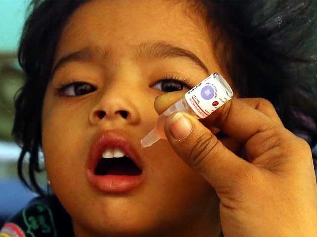7 روزہ انسداد پولیو مہم، 90 لاکھ بچوں کو حفاظتی خوراک پلائی جائے گی