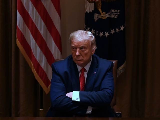 صدر ٹرمپ کی برطرفی کے لیے امریکی کانگریس میں قرارداد پیش