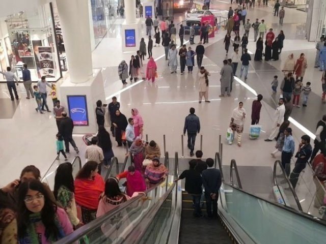 سندھ حکومت کا شاپنگ مال ہفتے میں 7 روز کھولنے کا اعلان
