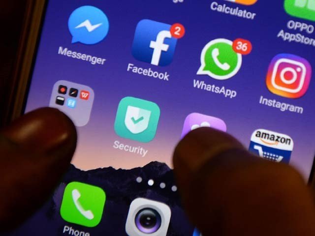 نئے سال پر واٹس ایپ اور فیس بک کالز کا نیا ریکارڈ