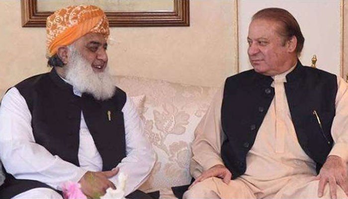 حکومت مخالف تحریک میں پوری قوت استعمال کریں گے، نواز شریف کی فضل الرحمان کو یقین دہانی