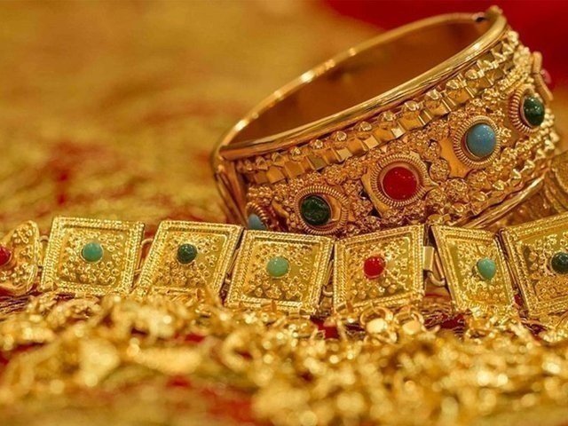 عالمی منڈی میں اضافے کے باوجود ملک میں سونے کی قیمت میں استحکام