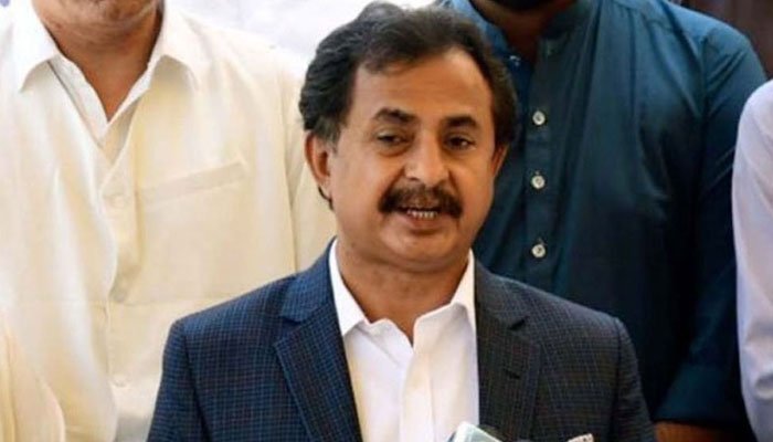 پولیس نے سندھ اسمبلی میں اپوزیشن لیڈر حلیم عادل کو حراست میں لے لیا