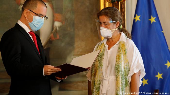 وینزویلا نے یورپی یونین کے سفیر کو بے دخل کر دیا