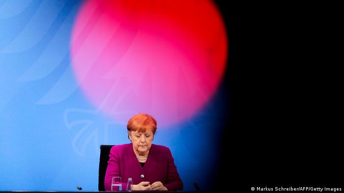 کورونا ویکسین مہم پر جرمن شہريوں کا اظہار تشویش