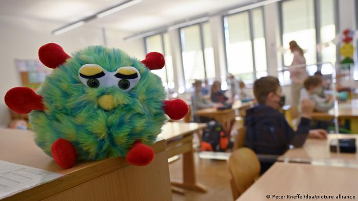 بچوں میں کورونا، ہم اس بارے میں کیا جانتے ہیں؟