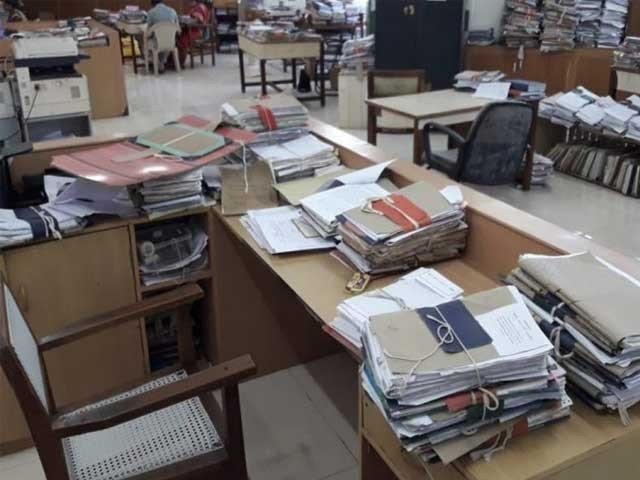 کے پی کے میں سرکاری ملازمین کی ریٹائرمنٹ کی عمر پھر سے 60 سال مقرر
