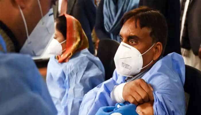 اسلام آباد میں ہیلتھ ورکرز کی ویکسین رجسٹریشن روک دی گئی