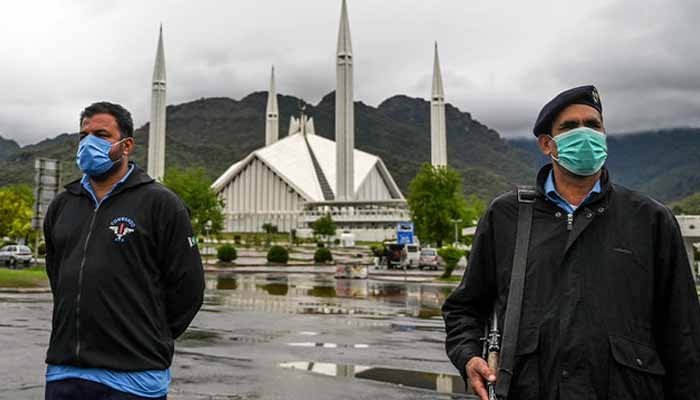 اسلام آباد: رواں سال کے دوران ایک روز میں کورونا کے سب سے زیادہ کیسز