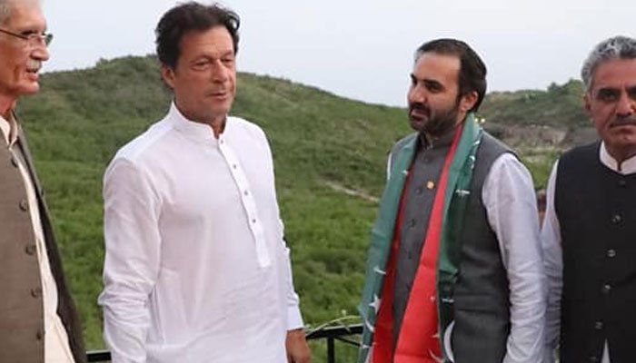 وزیراعظم نے مرزا آفریدی کو ڈپٹی چیئرمین سینیٹ کا امیدوار نامزد کر دیا