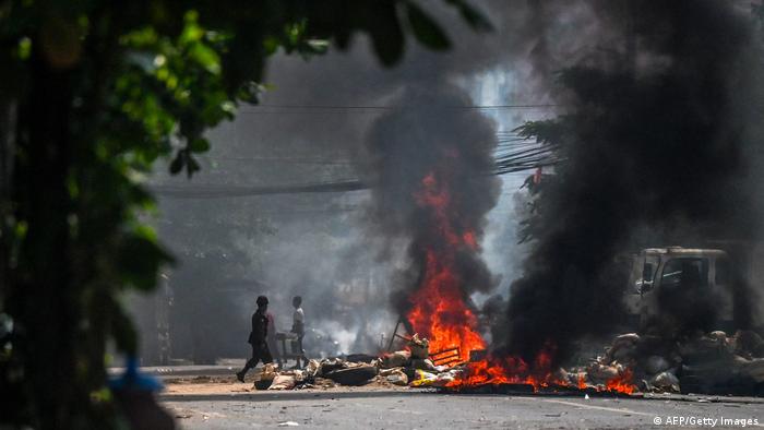 میانمار: مظاہرین کے خلاف کریک ڈاؤن جاری، دو سو سے زائد ہلاکتیں