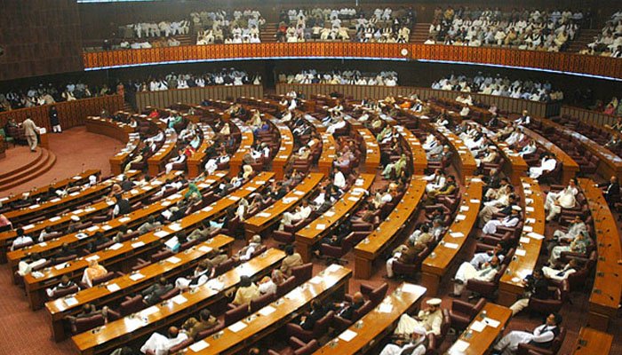 سینیٹ الیکشن: اسمبلی میں موبائل فون، کیمرا لیجانے پر عائد پابندی پر سختی سے عملدرآمد