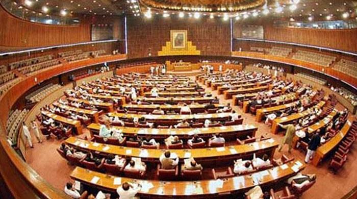 اعتماد کا ووٹ: قومی اسمبلی کا اجلاس ہفتے کو سوا 12 بجے طلب