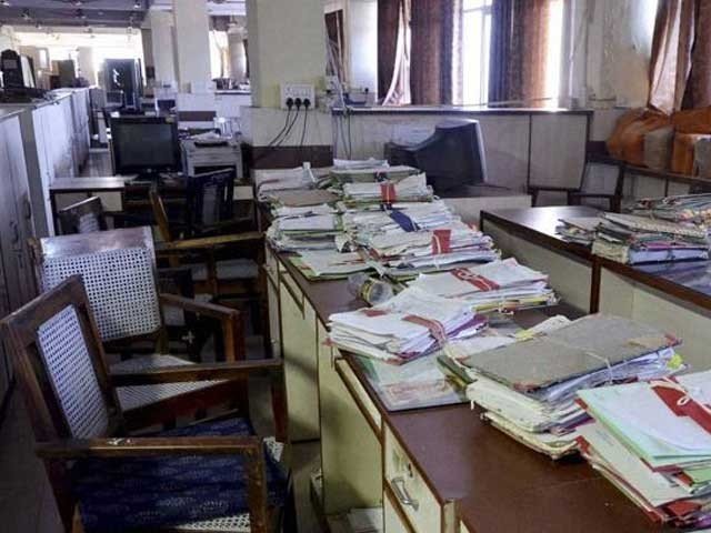 نیب کی انکوائری، سندھ بھر کے 256 اکاؤنٹ افسران تبدیل