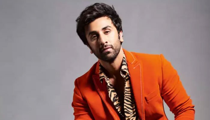 رنبیر کپور بھی کورونا وائرس کا شکار ہو گئے؟