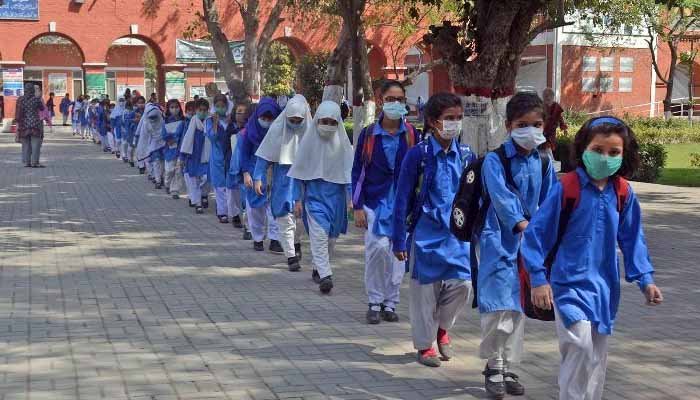 لاہور سمیت پنجاب کے 9 اضلاع میں تعلیمی ادارے بند کرنے کا اعلان