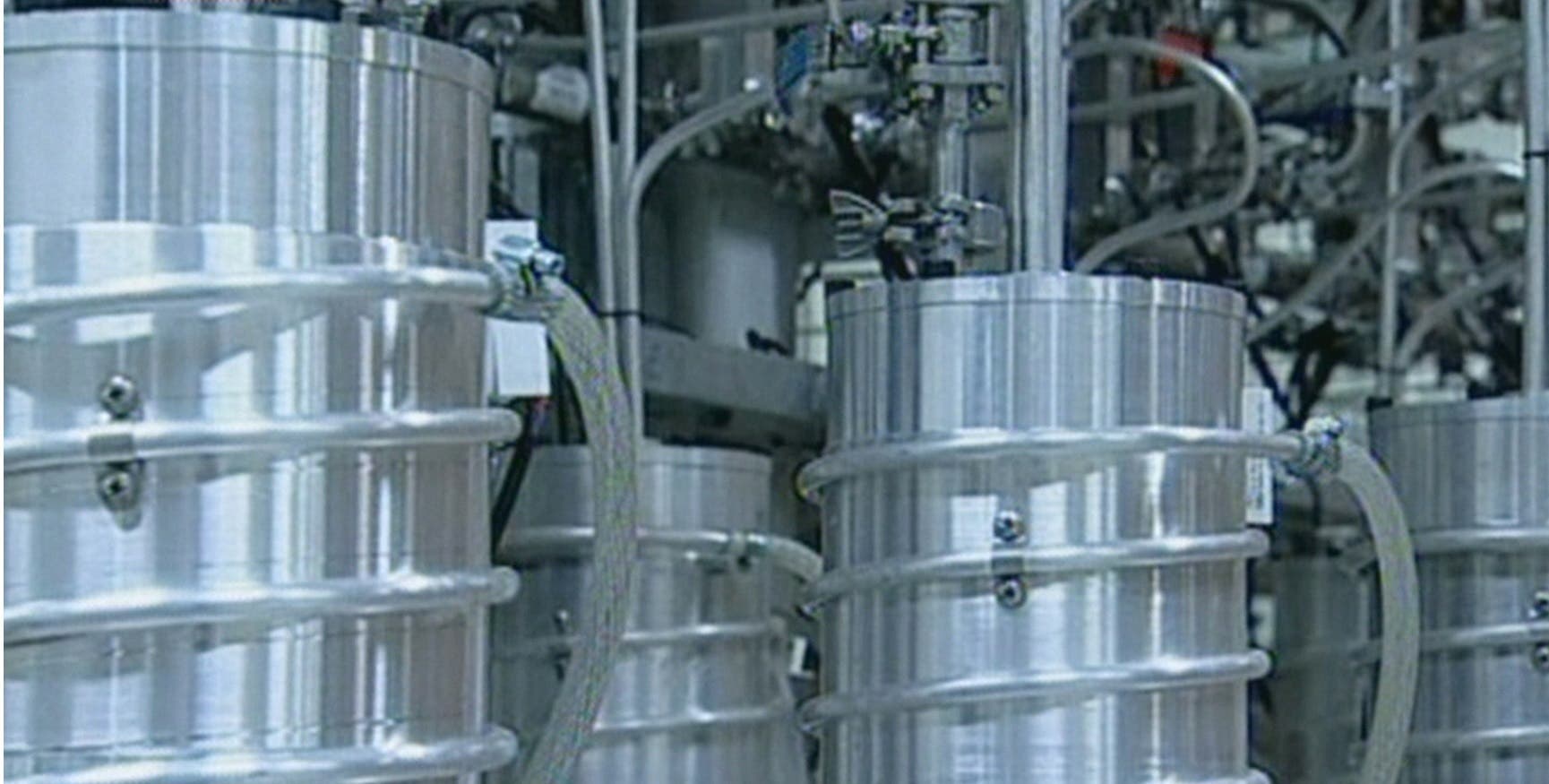 ایران کا ایک ہزار جدید سینٹری فیوجز کی تنصیب سے یورینیم افزودگی 10 گنا بڑھانے کا دعوی