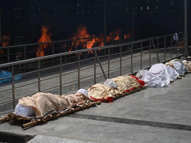 کورونا بھارت میں 2 لاکھ سے زائد زندگیاں نگل گیا