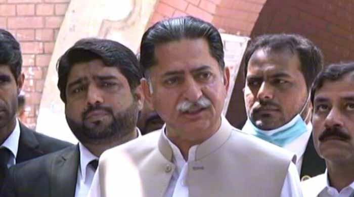 (ن) لیگ کے رہنما اور رکن قومی اسمبلی جاوید لطیف گرفتار