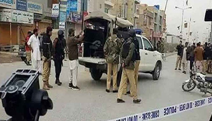 ڈی آئی خان میں پولیس موبائل پر فائرنگ، ایک اہلکار زخمی