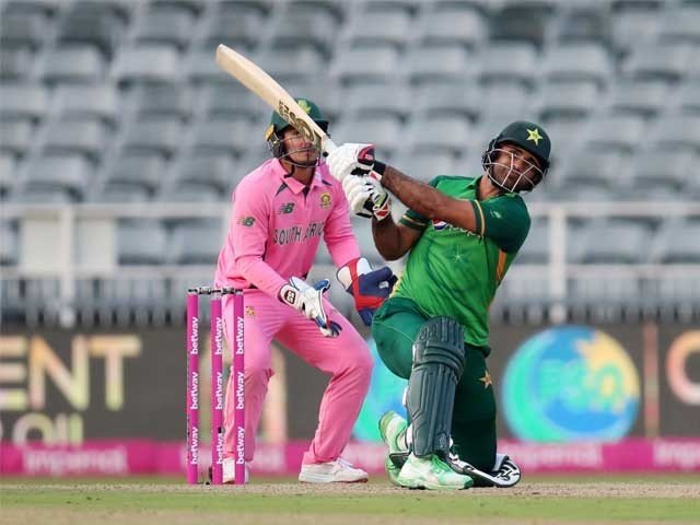 پاکستان کو دوسرے ون ڈے میں شکست، سیریز 1-1 سے برابر