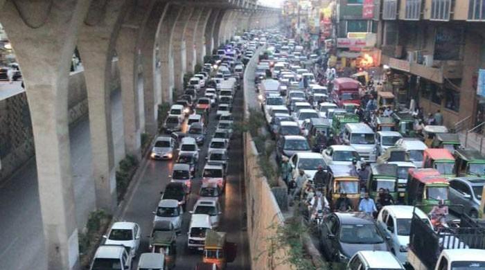 مذہبی تنظیم کے ملک کے مختلف شہروں میں دھرنے، پنڈی اور اسلام آباد کے داخلی راستے بھی بند