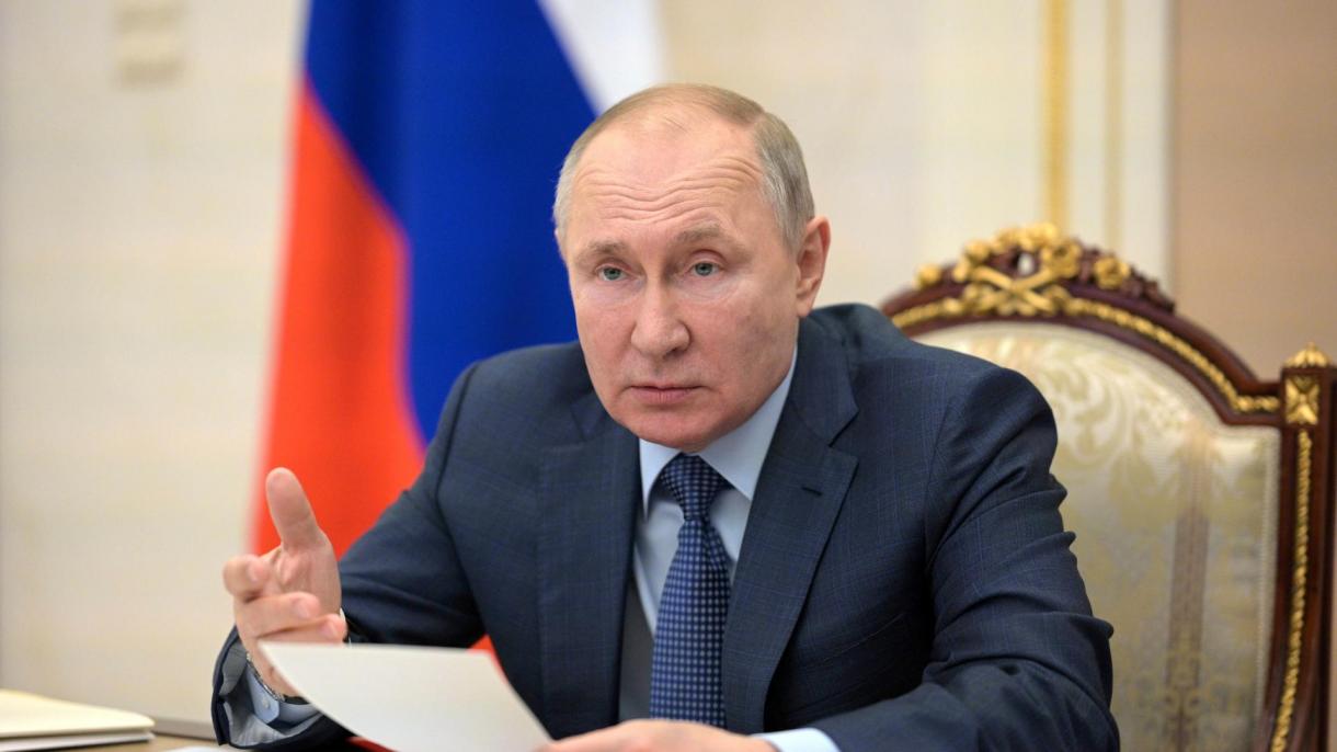 روس: صدر پوتن نے ویکسین کی دوسری خوراک لگوا لی