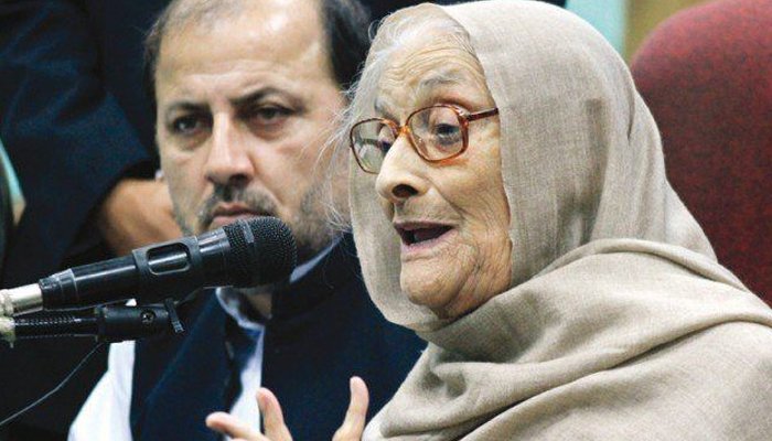 خان عبدالولی خان کی اہلیہ بیگم نسیم ولی خان انتقال کر گئیں