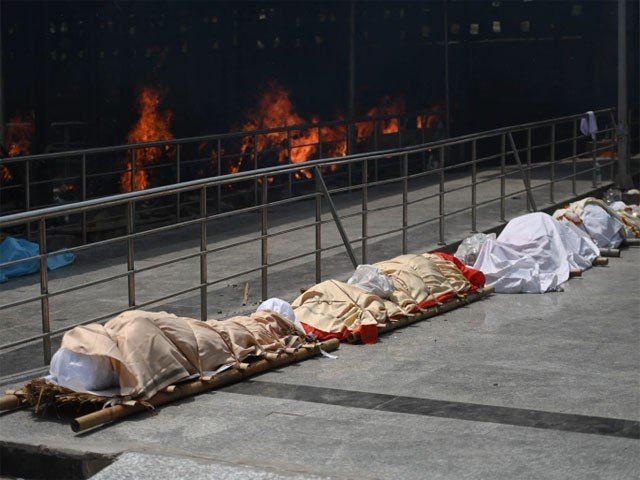 بھارتی صحافیوں نے کورونا کی بگڑتی صورتحال پر مودی حکومت کو آڑے ہاتھوں لے لیا