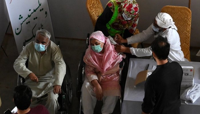 اسلام آباد سمیت پنجاب میں عید تعطیلات کے بعد ویکسینیشن کا پھر سے آغاز