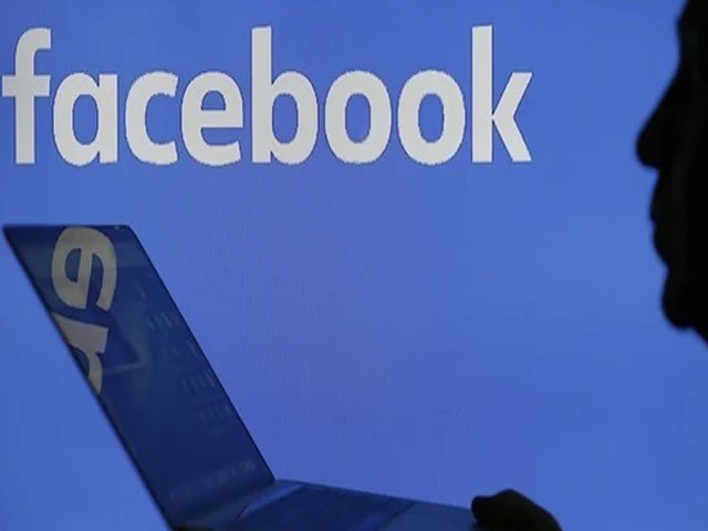 فیس بک صحافیوں اور لکھاریوں کو 50 لاکھ ڈالر دے گا