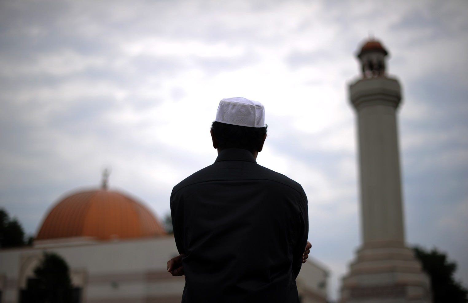 مسلم اقلیت نظر نہیں آتی؟