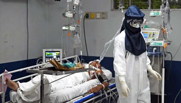 پاکستان: کورونا سے مزید 135 افراد انتقال کر گئے