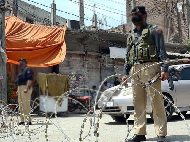 پشاور؛ تاجروں نے حکومت کے جاری کردہ لاک ڈاؤن نوٹیفکیشن کو مسترد کر دیا