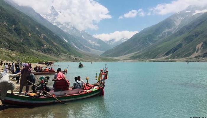 ملک بھر کے سیاحتی مقامات کو تاحکم ثانی بند رکھنے کا فیصلہ