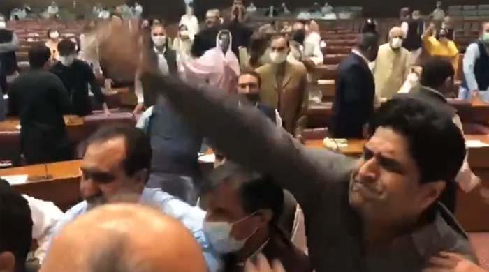 7 ممبران اسمبلی کے پارلیمنٹ ہاؤس کے احاطے میں داخلے پر پابندی عائد