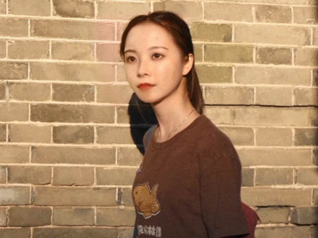 دنیا کی پہلی ڈیجیٹل طالبہ نے یونیورسٹی میں داخلہ لے لیا