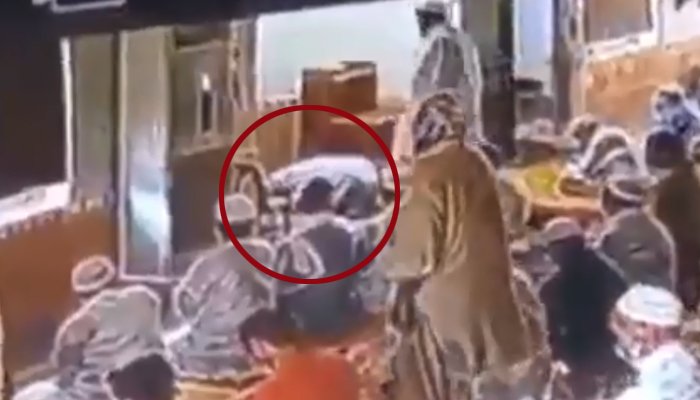 لاہور میں امام مسجد نماز جمعہ سے قبل سجدے کی حالت میں انتقال کر گئے