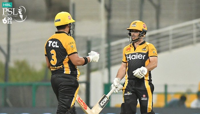 پی ایس ایل 6: اسلام آباد یونائیٹڈ کو 8 وکٹوں سے شکست، پشاور زلمی فائنل میں پہنچ گئی