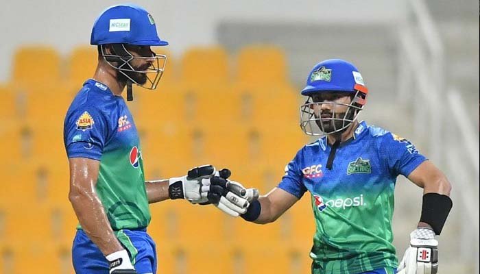 پی ایس ایل 6: ملتان سلطانز نے پشاور زلمی کو 8 وکٹوں سے ہرا دیا