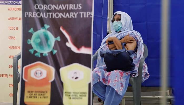 پاکستان: کورونا سے 44 اموات، مثبت کیسز کی طرح 2.29 ریکارڈ