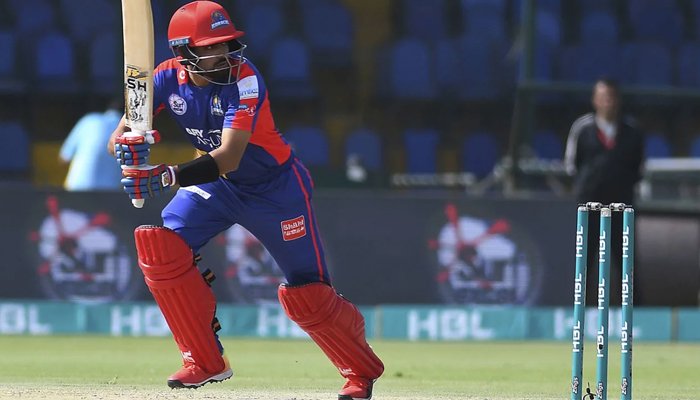 پشاور زلمی نے کراچی کنگز کو 6 وکٹ سے ہرا دیا