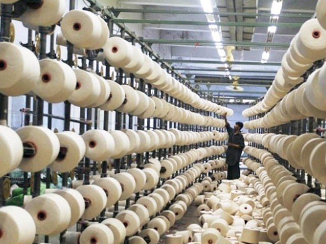 گیس بحران، مقامی ٹیکسٹائل سیکٹر کا صنعتیں بیرون ملک منتقل کرنے کا فیصلہ