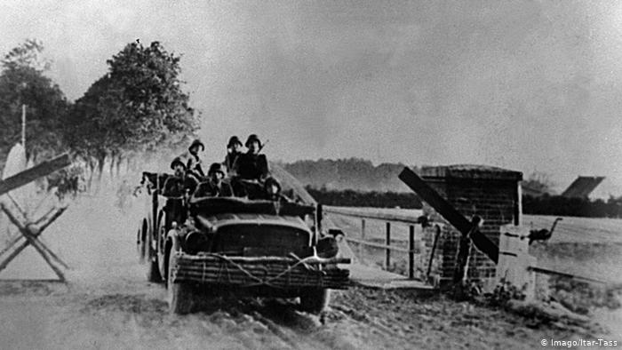 دوسری عالمی جنگ: سوویت یونین پر نازی حملہ شرمناک تھا، میرکل